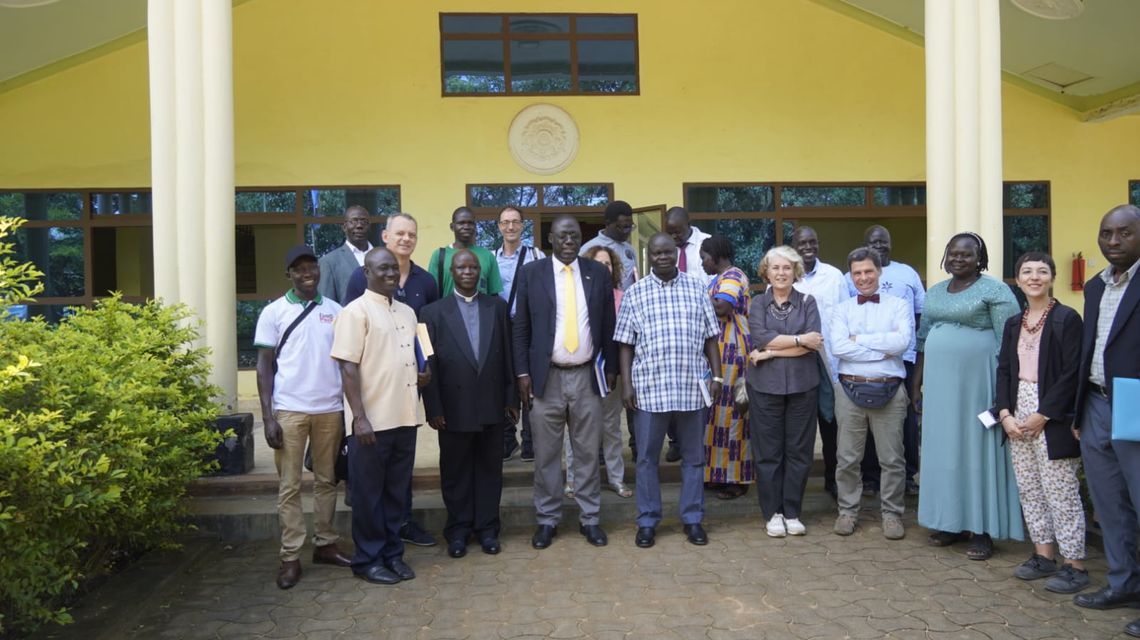 Cooperazione, inaugurato in Uganda laboratorio per analisi acque